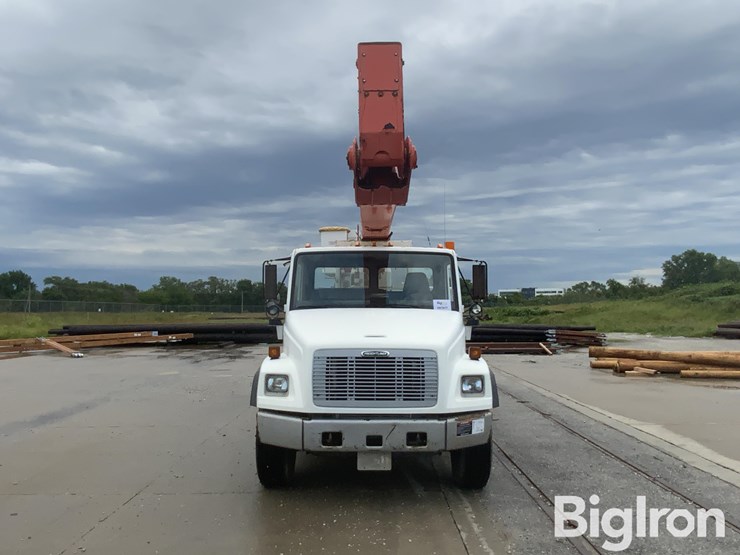 2003-freightliner-fl80-image-10