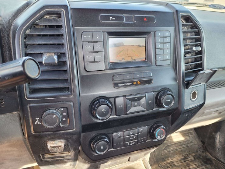2017-ford-f150-image-11