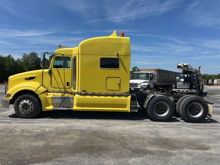 2011-peterbilt-386-image-6