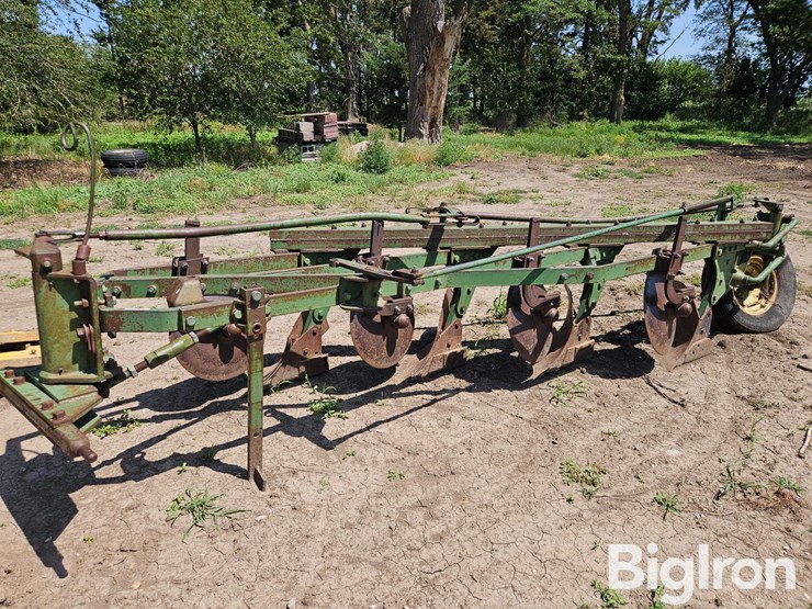 john-deere-5-image-1