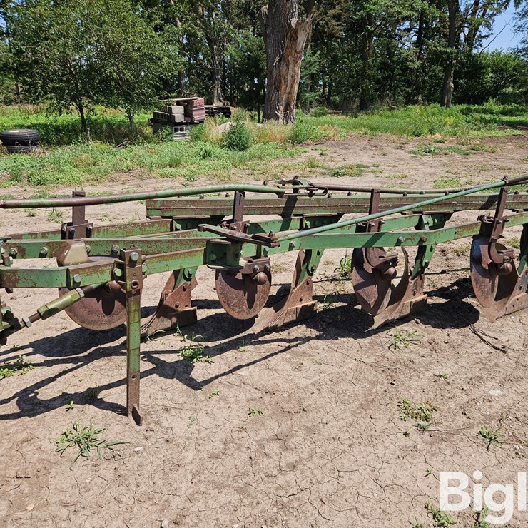 JOHN DEERE 5