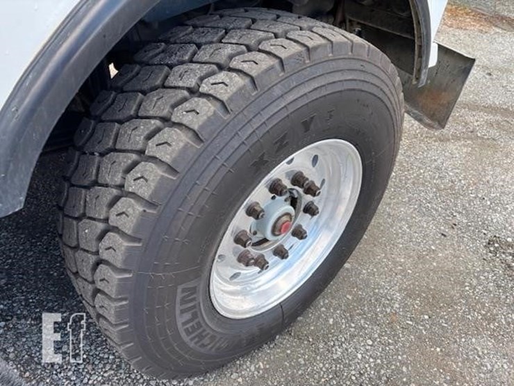 2006-kenworth-t800-image-25
