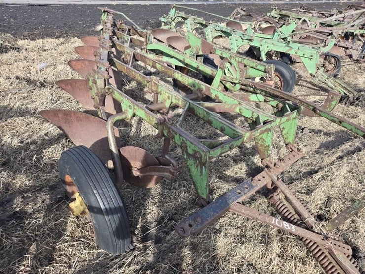 john-deere-5-image-2