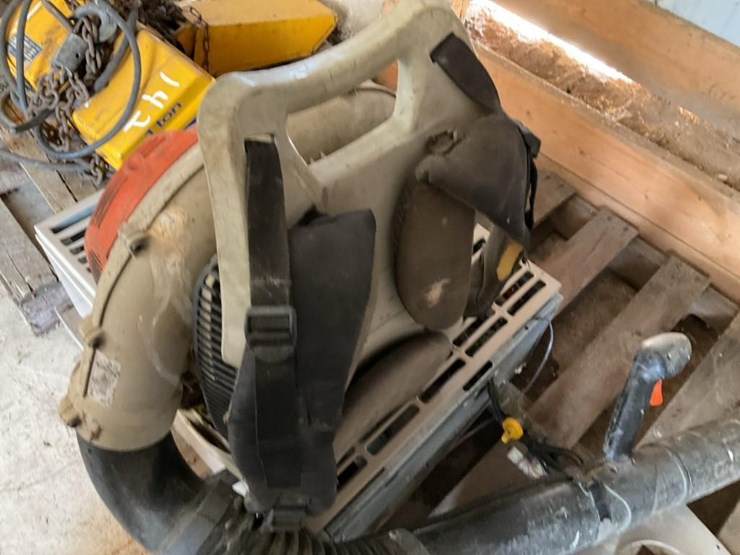 #162-•-stihl-leaf-blower-and-gas-heater-image-8