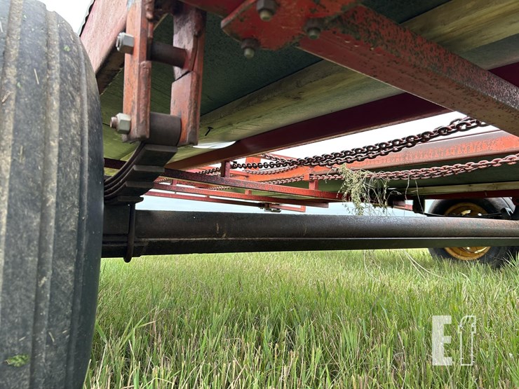 morris-8-bale-mover-258-image-17