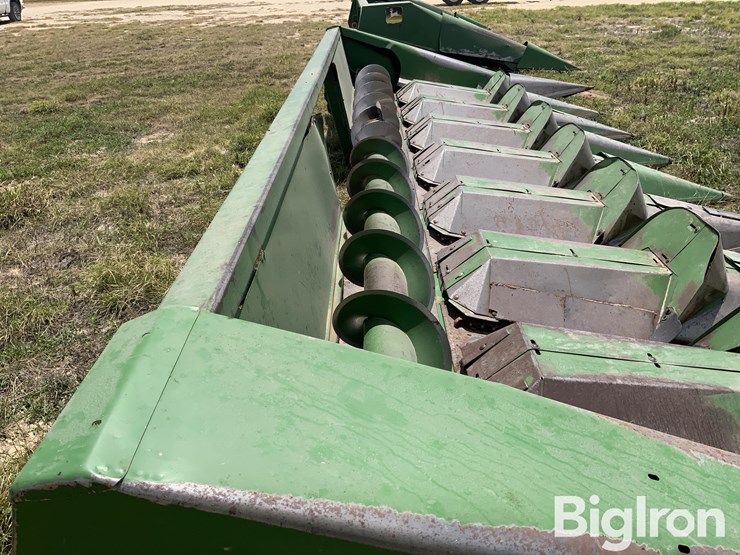 john-deere-843-image-9