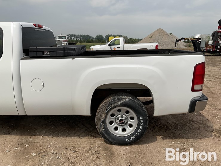 2009-gmc-sierra-1500-image-19