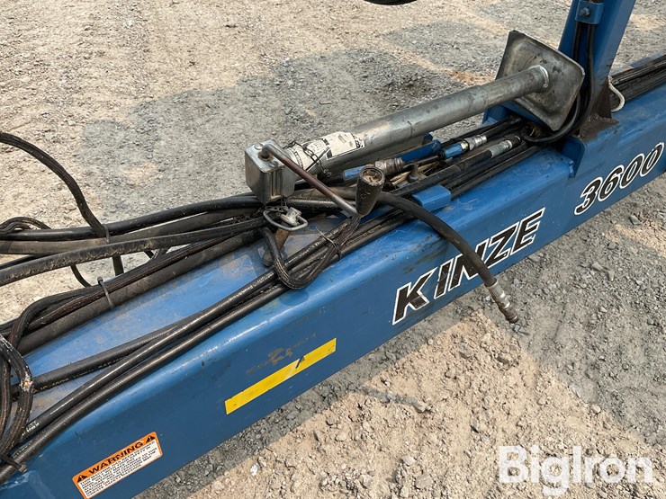 kinze-3600-image-10