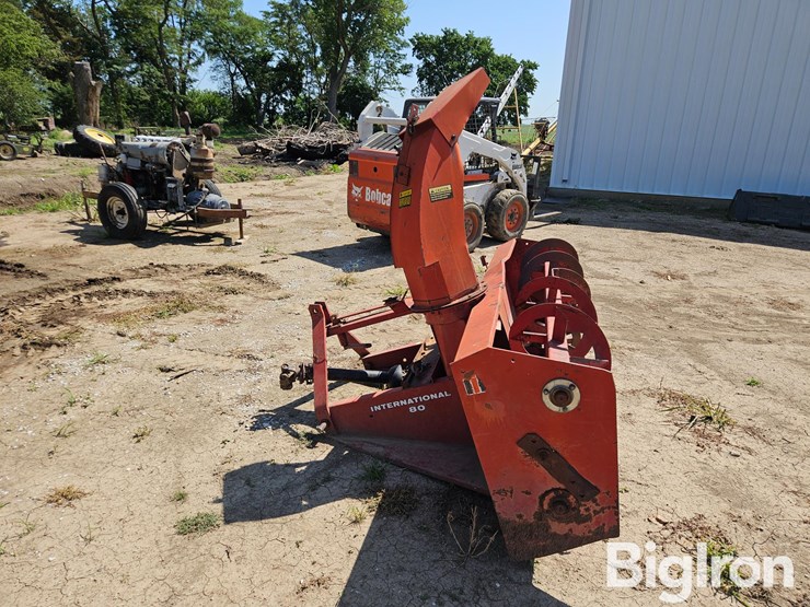 international-80-3-pt.-snow-blower-attachment-image-4