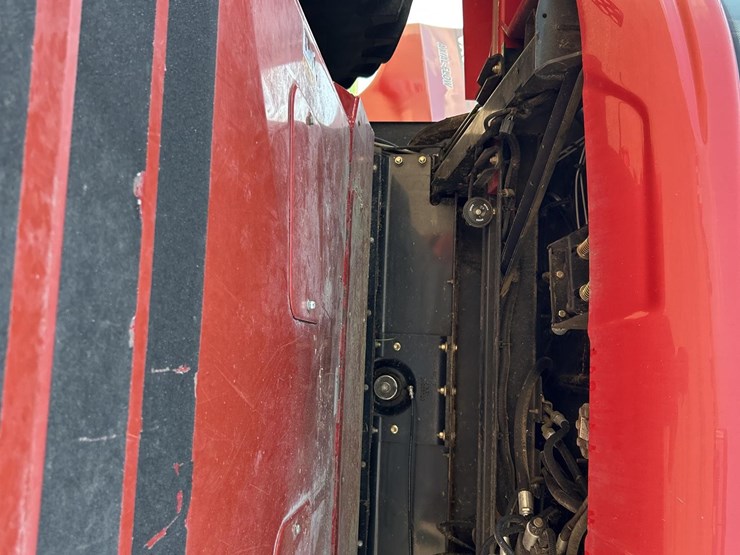 2007-case-ih-7010-image-70