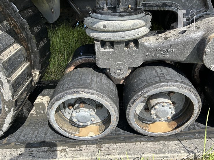 1997-caterpillar-ch85d-image-14