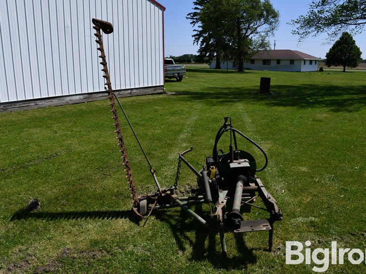 john-deere-7-image-2