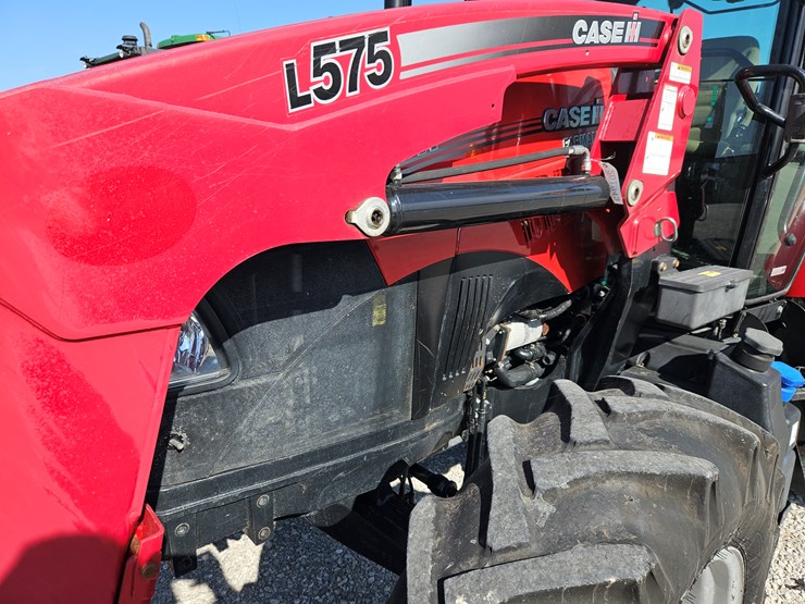case-ih-farmall-115a-image-7
