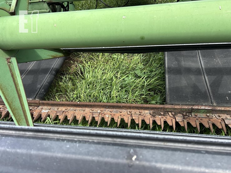 john-deere-2320-image-6