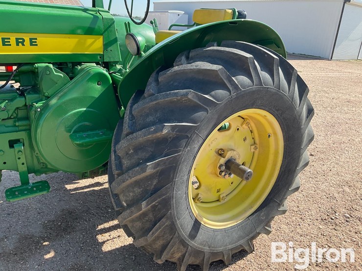 1957-john-deere-720-image-18