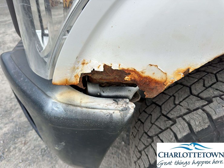 ford-f250-xl-image-16