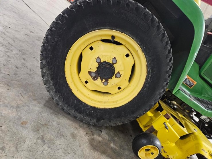john-deere-425-image-33