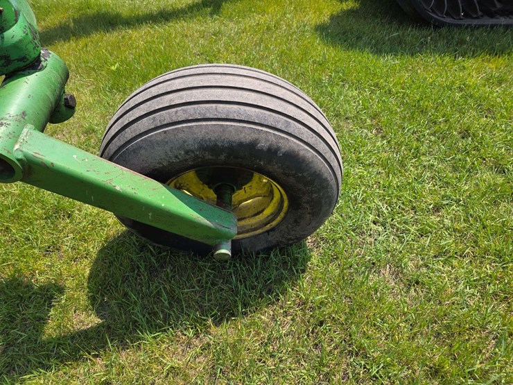 john-deere-3710-image-6