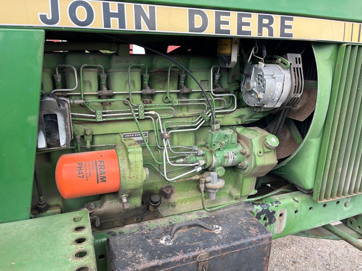 1981-john-deere-4240-image-16