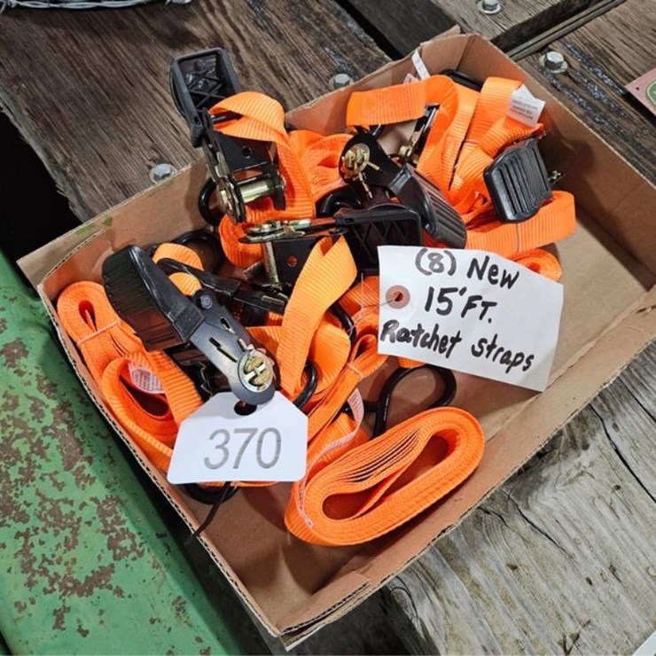 #370 • 8 - New 15' Ratchet Straps