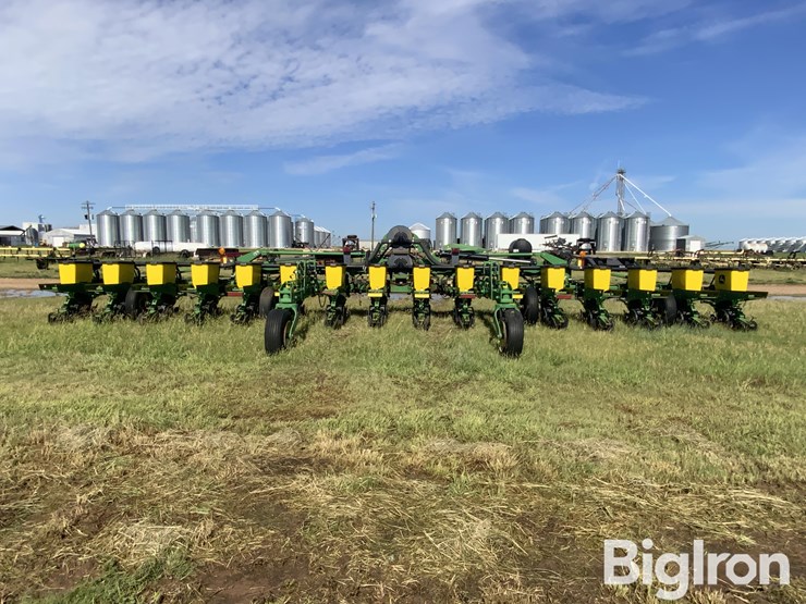 2002-john-deere-1720-image-6