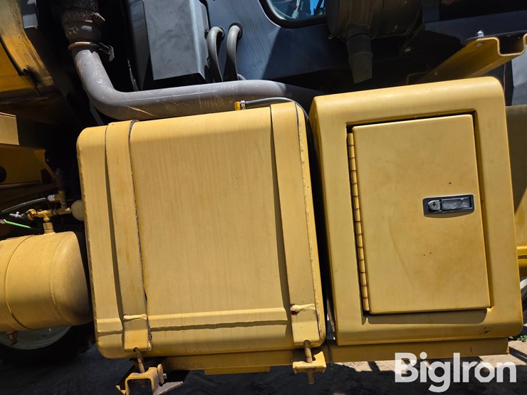 ag-chem-rogator-854-image-18