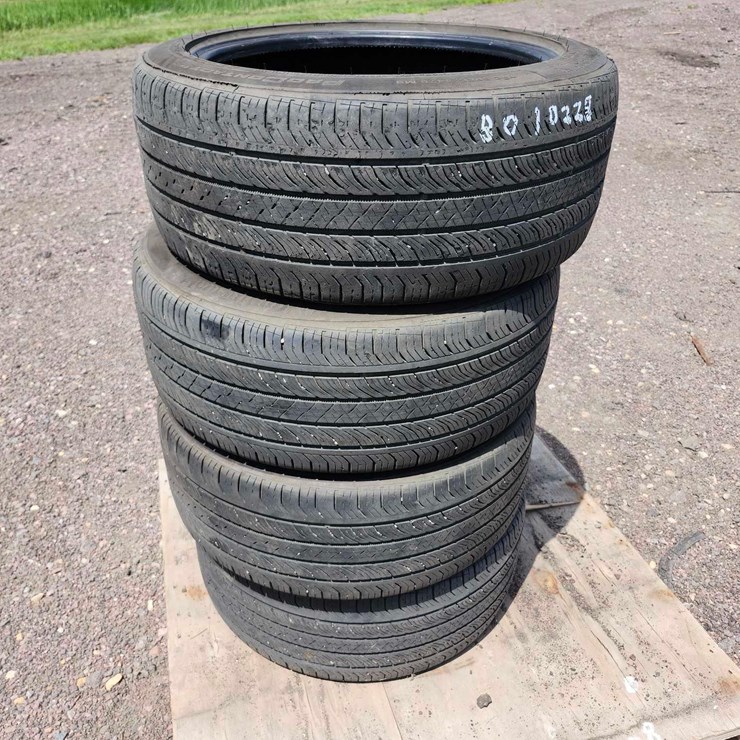 Continental ProContact 245/45R18 Tires