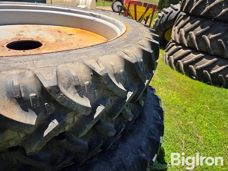 kleber-230/95r48-tires-&-rims-image-9