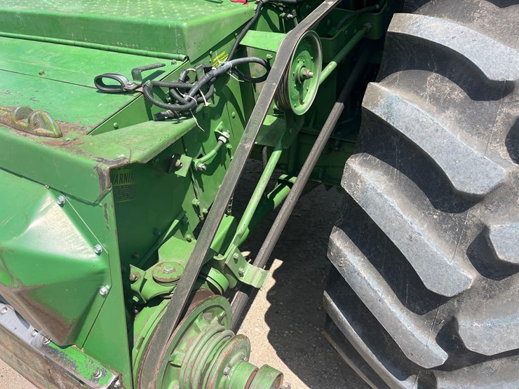 1982-john-deere-7720-image-25