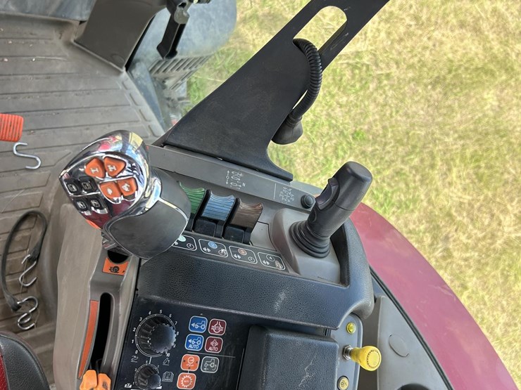 2019-case-ih-puma-185-cvx-image-51