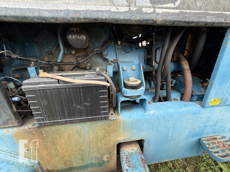 new-holland-9030-image-12