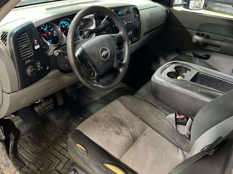 2008-chevrolet-silverado-3500hd-image-19