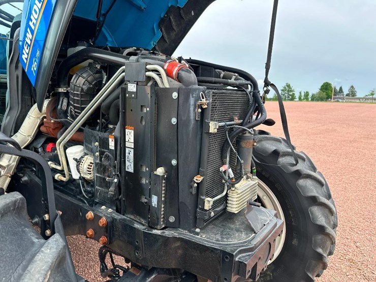 2014-new-holland-t6.175-image-38