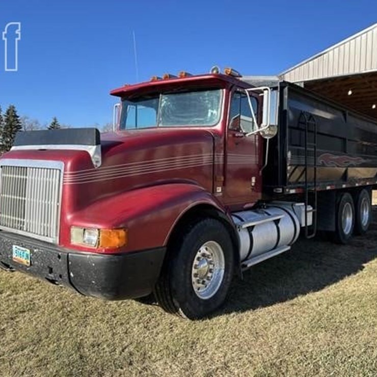 1993 INTERNATIONAL 9400