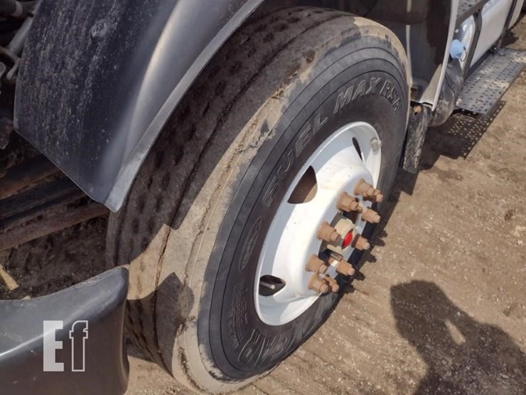 ford-f750-image-26