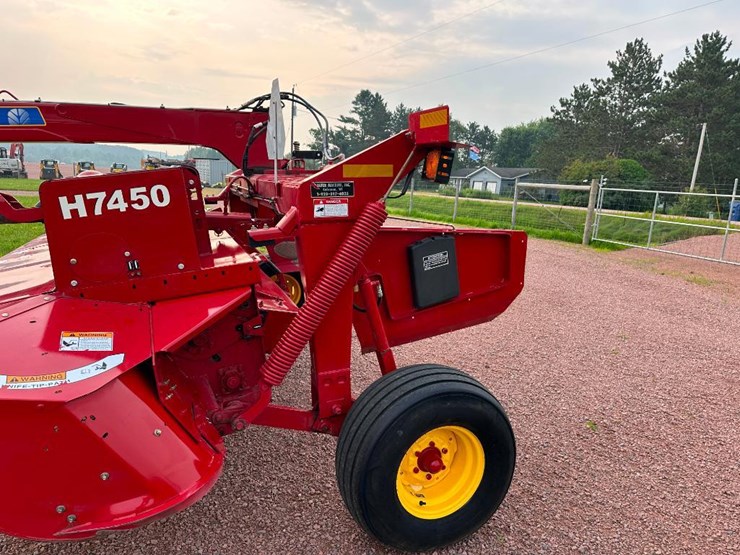 2014-new-holland-h7450-image-21