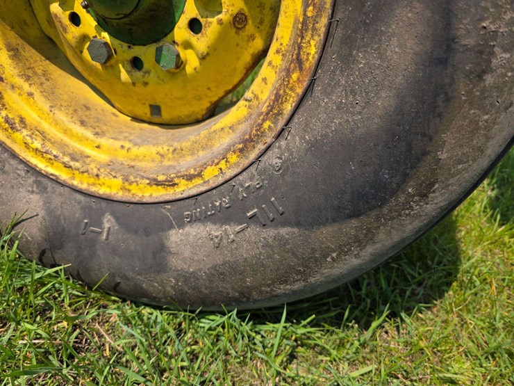john-deere-3710-image-7