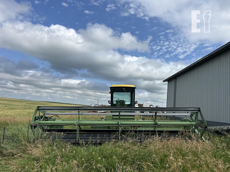 john-deere-2320-image-3