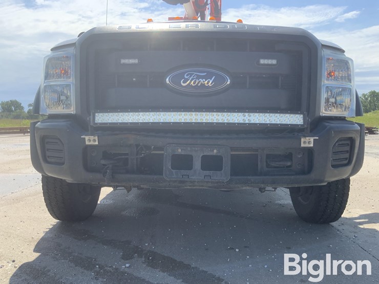 2015-ford-f550-image-9