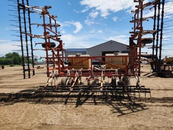 wilrich-35ft-cultivator-18-image-9