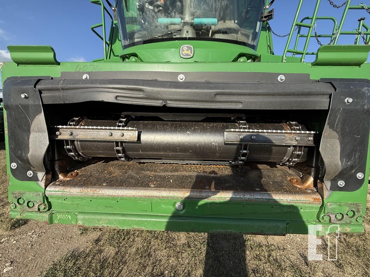 2021-john-deere-s780-image-10