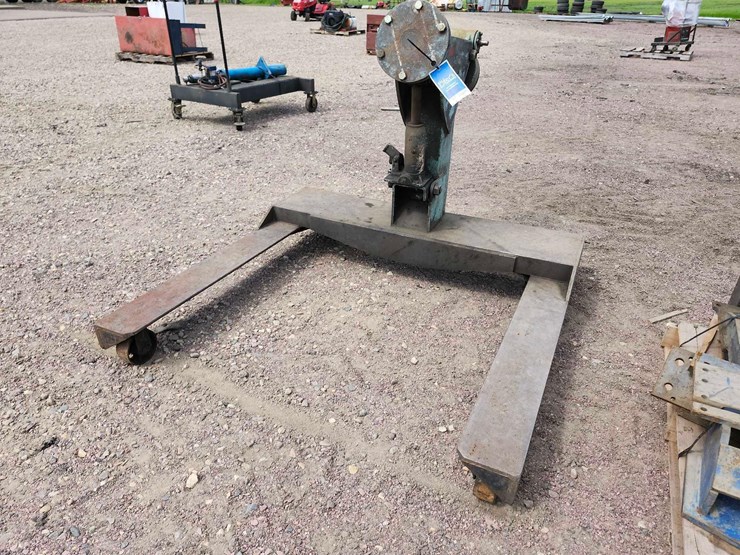 engine-stand-&-brackets-image-5