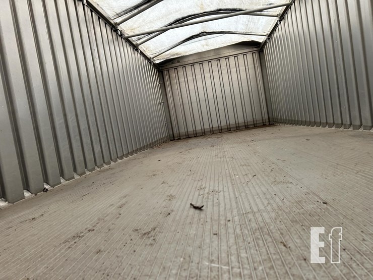 2001-freightliner-fld120-image-47