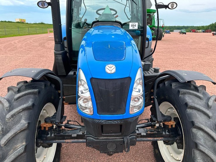 2014-new-holland-t6.175-image-31