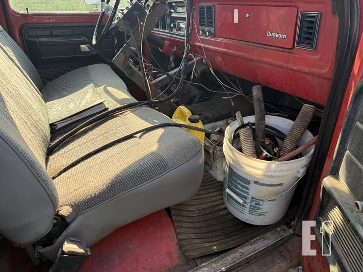 1975-ford-f250-image-18