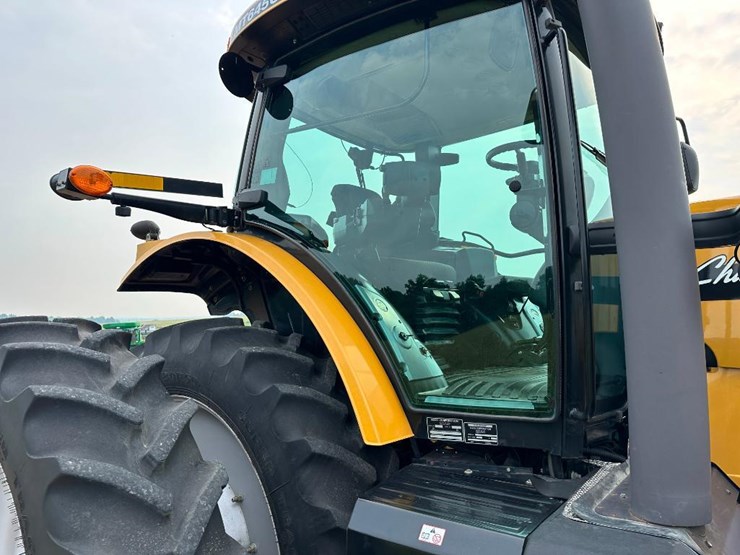 2011-challenger-mt645c-image-26