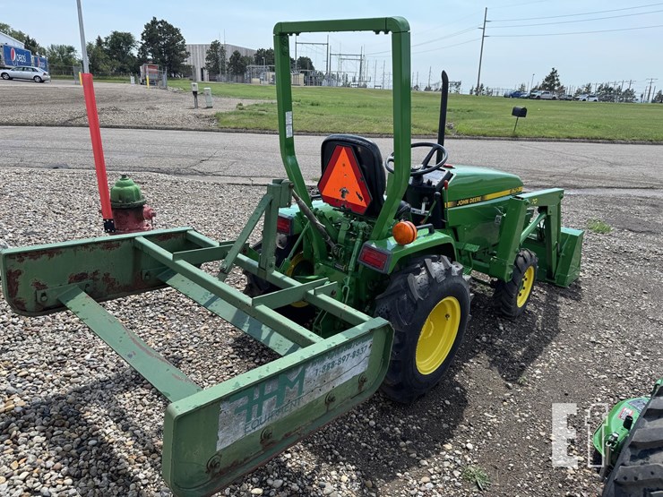 1990-john-deere-670-image-7