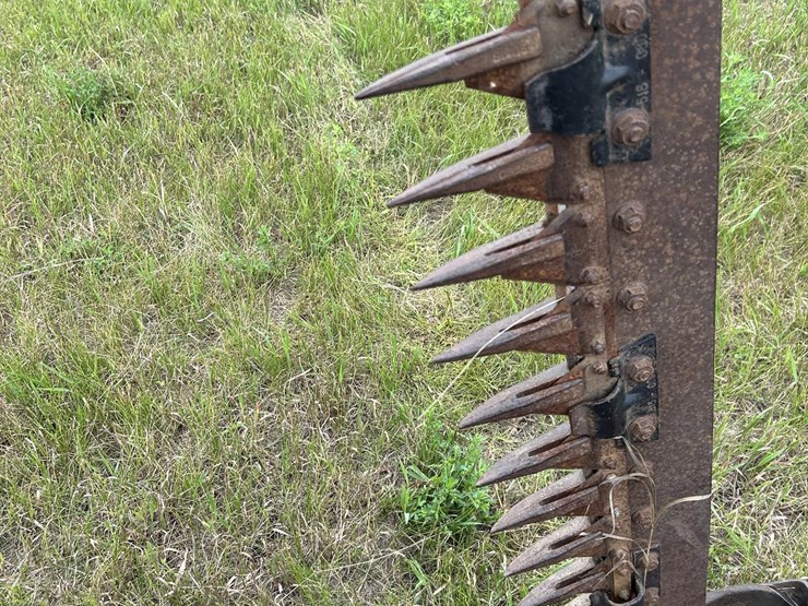 case-ih-1300-image-13