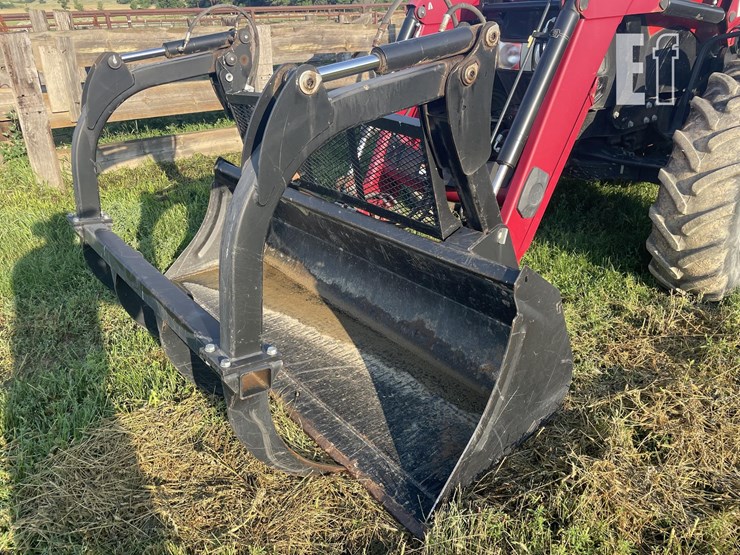 2016-case-ih-maxxum-150-image-14