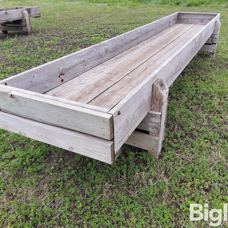 Wood Feed Bunk
